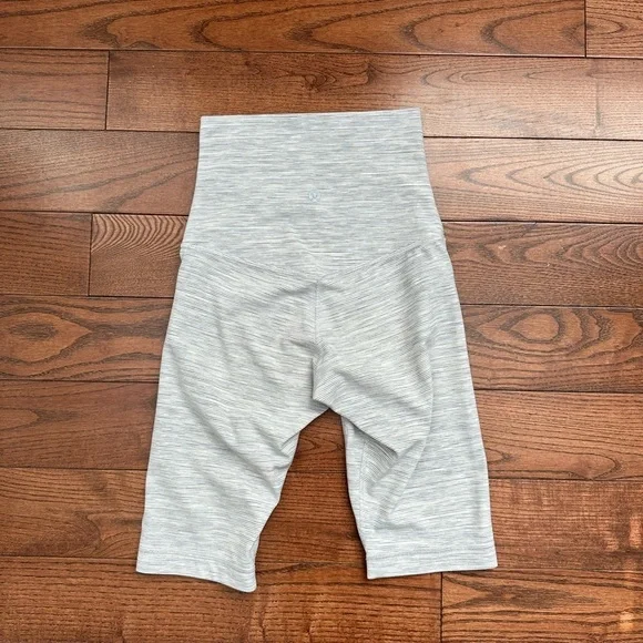 Lululemon Align Short High Rise 10” - Picture 7 of 9